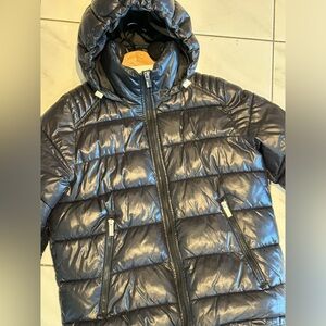 Guess women’s puffer coat